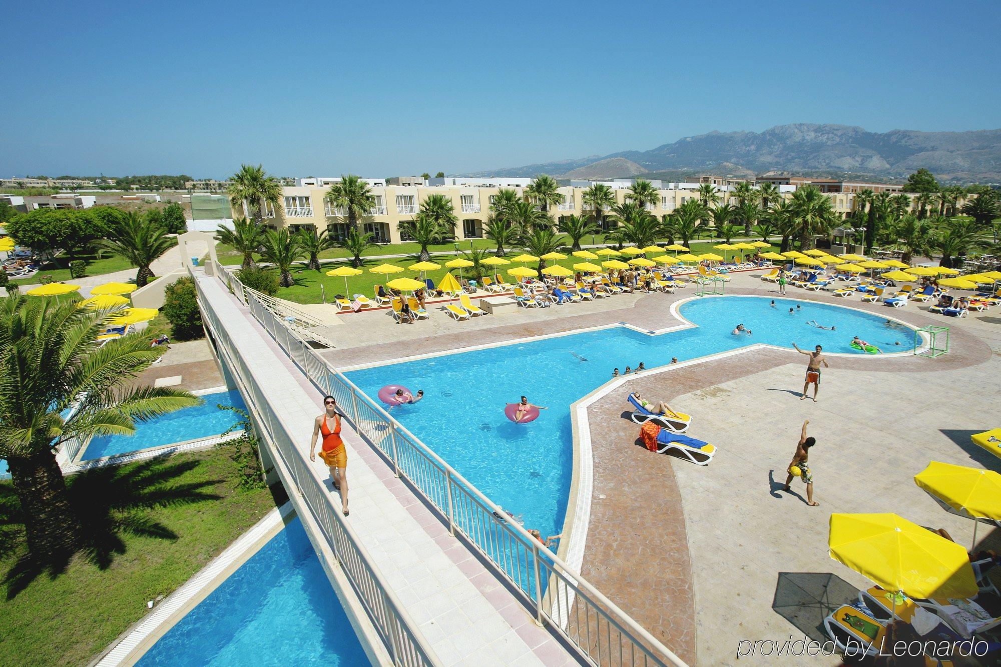 Akti Coast Club Hotel Мармари Экстерьер фото
